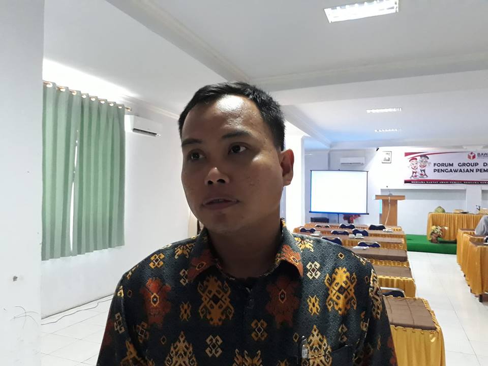 Ahmad, ketua Panwaslu Kecamatan Simboro, Mamuju