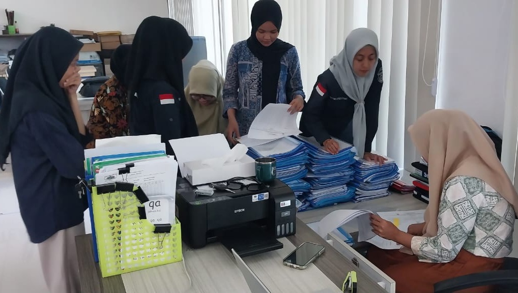 217 berkas pencairan beasiswa pemprov sulbar