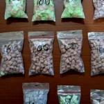 Barang bukti 1.400 butir ekstasi tangkapan BNNP Sulbar di Polewali Mandar.