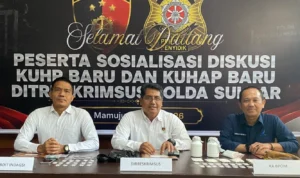 konferensi-pers-polda-sulbar-bpom-sita-obat-ilegal