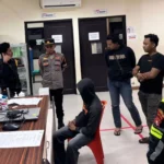 Satar, suami di Mamuju yang nekat minum racun rumput Gramoxone untuk gertak istri berselingkuh saat berada di RS Bhayangkara Mamuju.