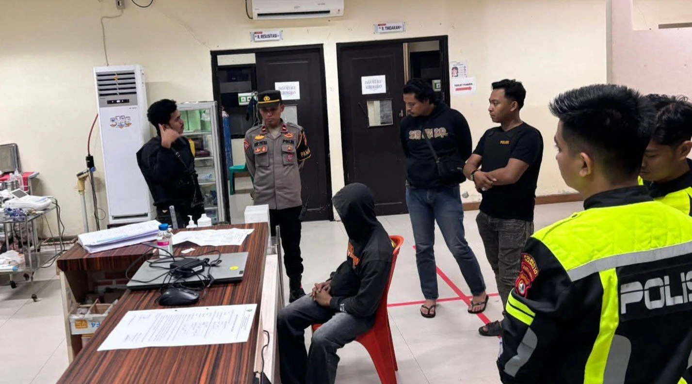 Satar, suami di Mamuju yang nekat minum racun rumput Gramoxone untuk gertak istri berselingkuh saat berada di RS Bhayangkara Mamuju.