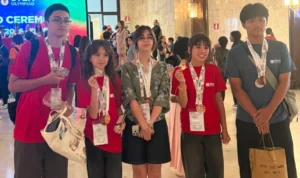 delegasi-indonesia-promosikan-perahu-sandeq-roma
